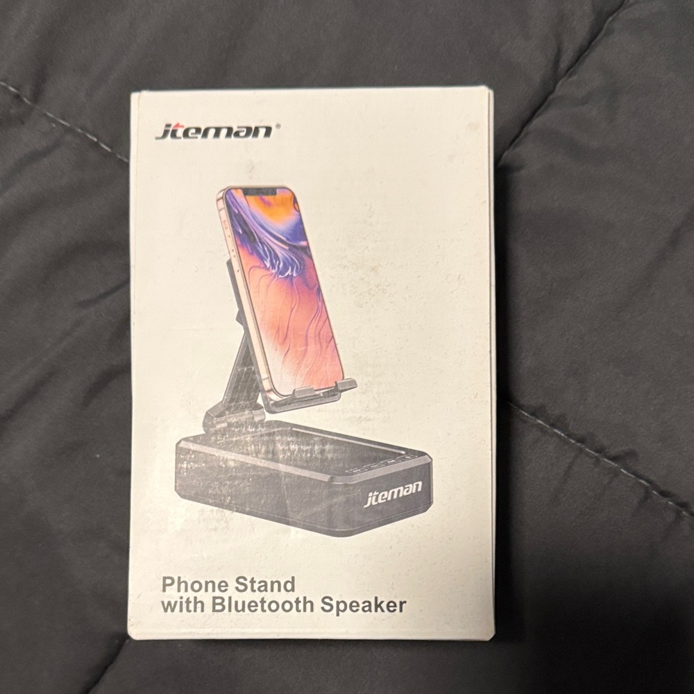 Black Phone Stand with Bluetooth Speaker-Green